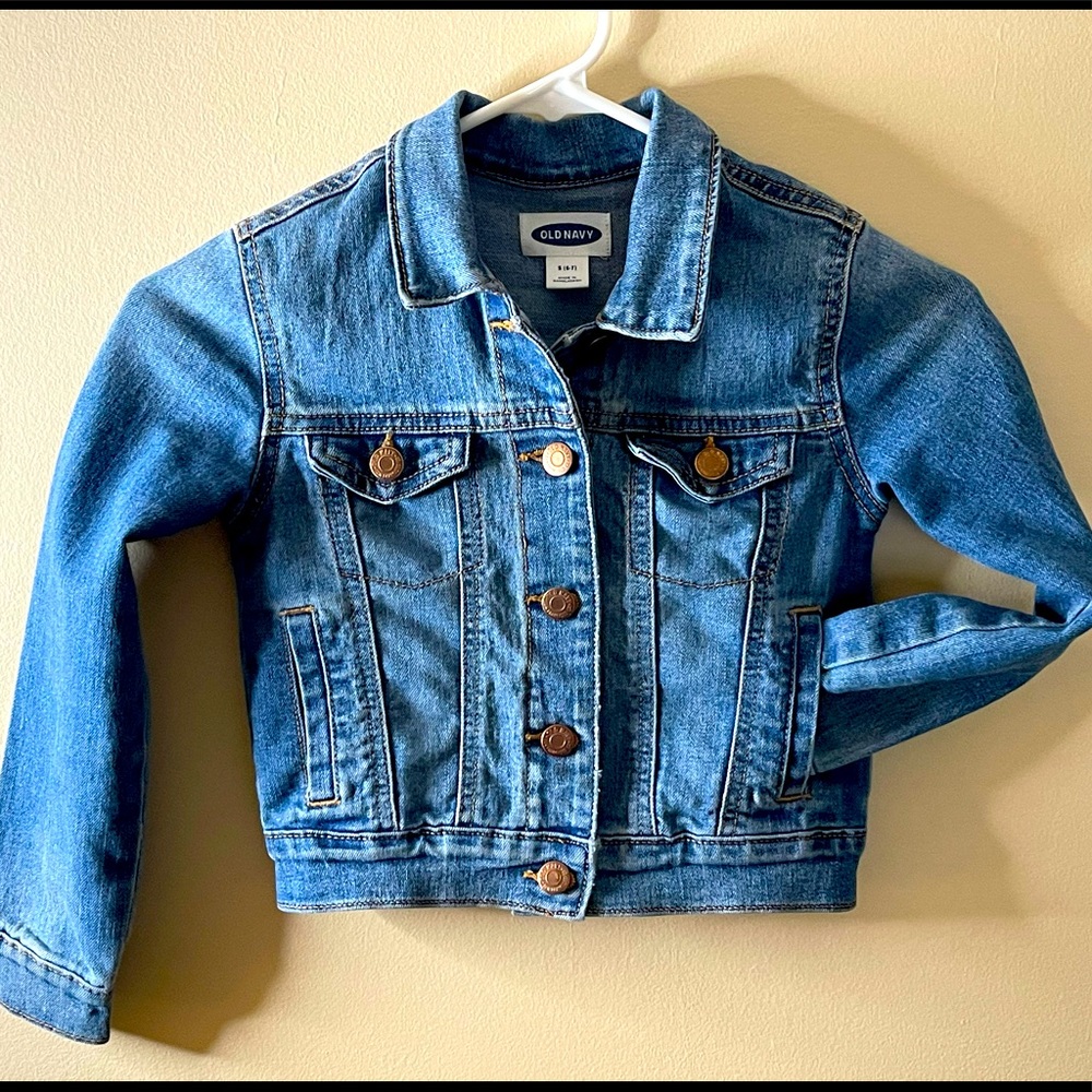 Girls OLD NAVY denim jacket EUC size 6/7